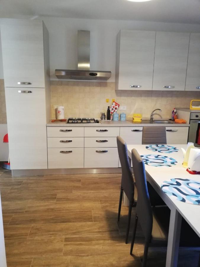 Bed and Breakfast Lory Elice Esterno foto